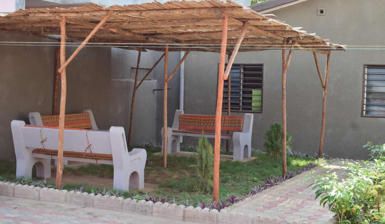 Akwa Guesthouse Cotonou Buitenkant foto