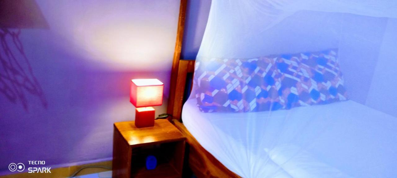 Akwa Guesthouse Cotonou Buitenkant foto